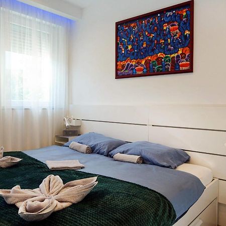 Alpok-Spirit Apartment - ヴェラム エクステリア 写真